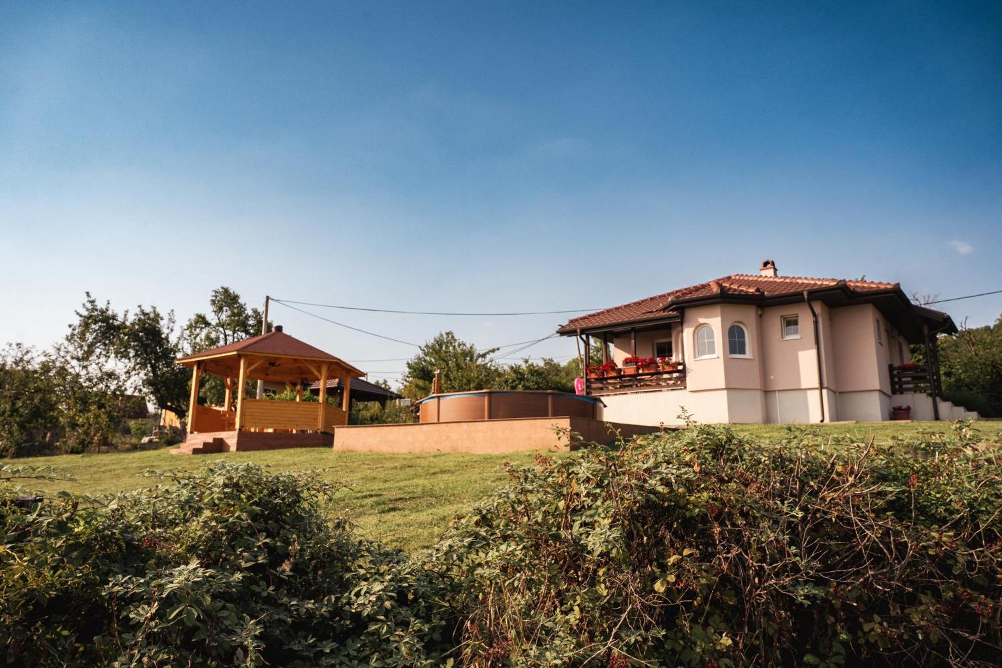 Zlatni Prag - Kraljevo Villa Exterior foto