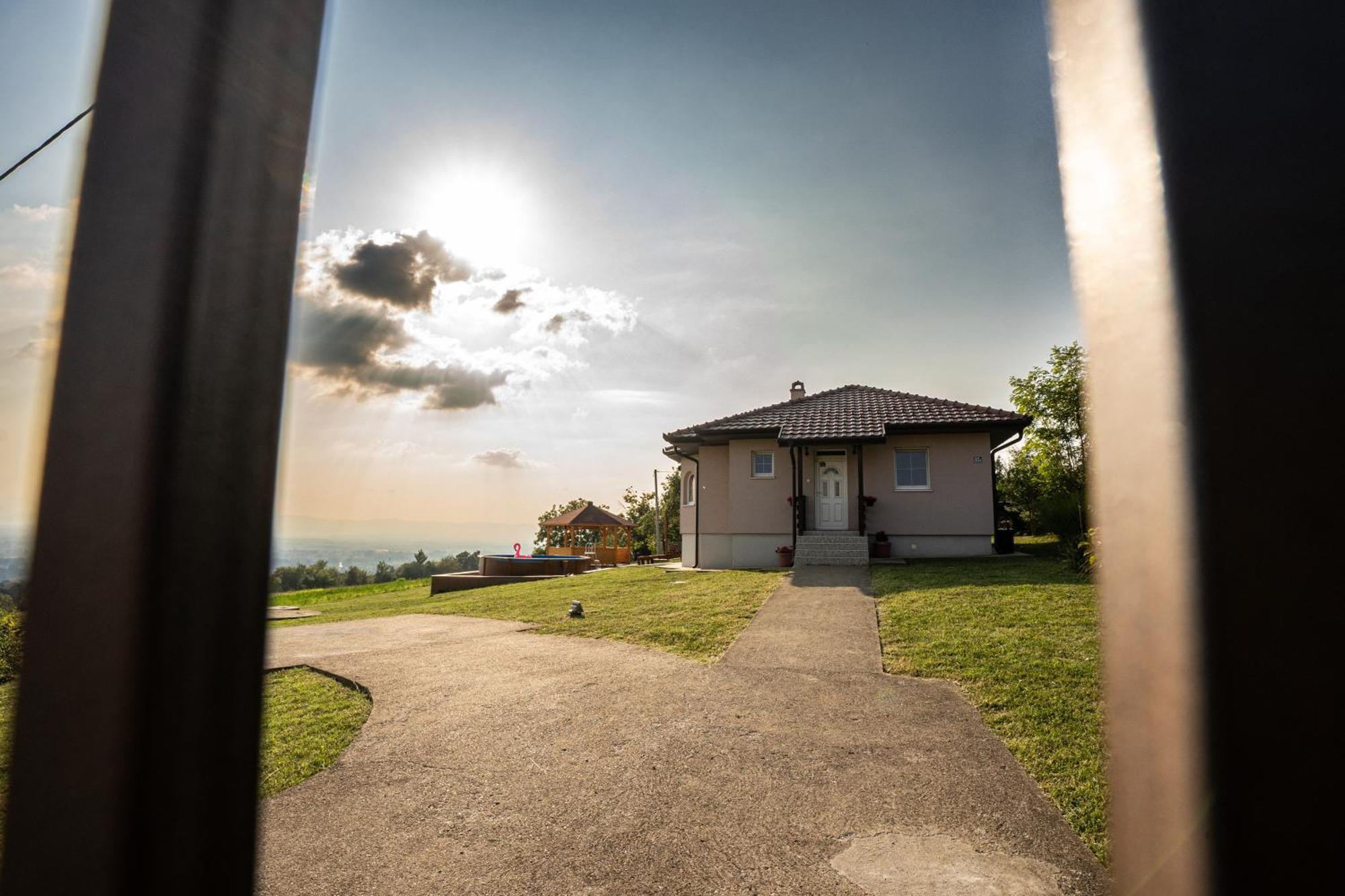 Zlatni Prag - Kraljevo Villa Exterior foto